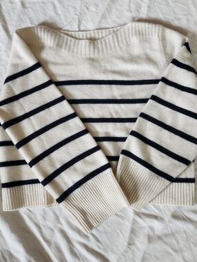 Joie 100% Cashmere Striped Sweater XL Boat Neck Navy Cream Soft Knit Breton